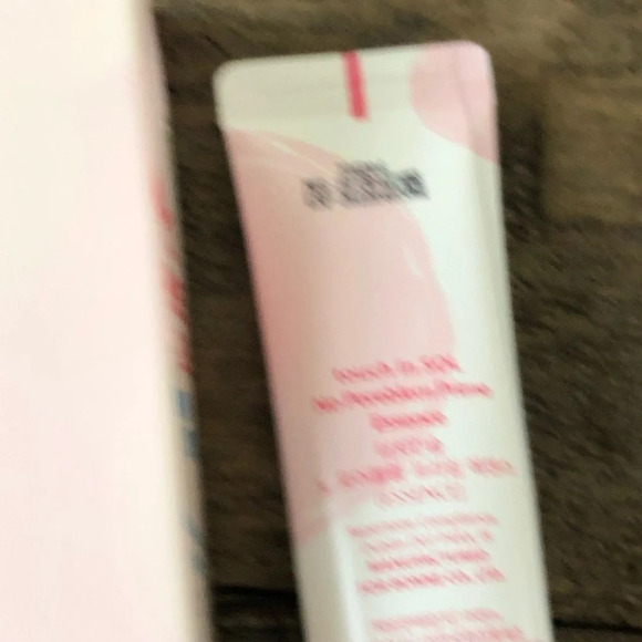 New Touch In Sol No Pore Blem Prime Essence Skin - Picture 4 of 4